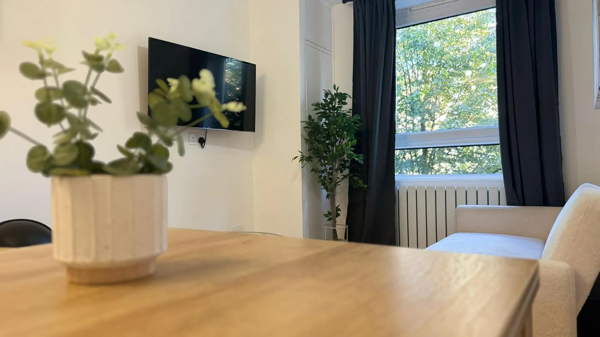 Lovely 1 Bedroom Apartment In Heart Of East Londra
